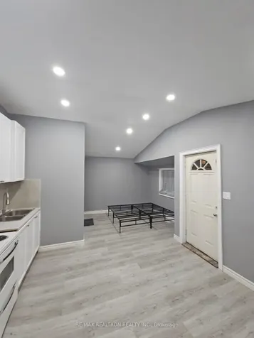 38 Lafayette Avenue Peterborough ON K9J 5C2