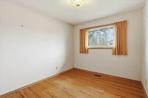 8 Fenwood Crescent Belleville ON K8N 4Z7
