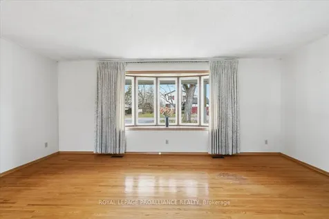 8 Fenwood Crescent Belleville ON K8N 4Z7