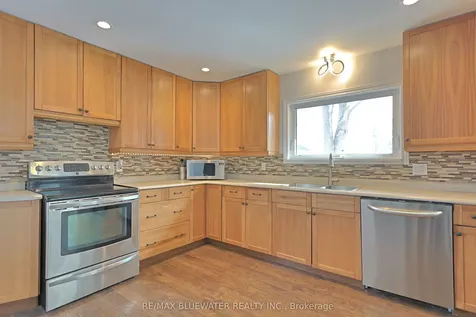 8296 Burwell Road Lambton Shores ON N0M 1T0