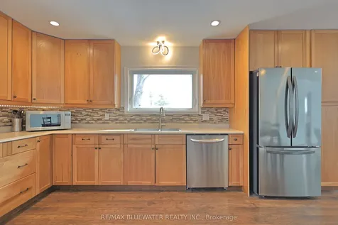 8296 Burwell Road Lambton Shores ON N0M 1T0