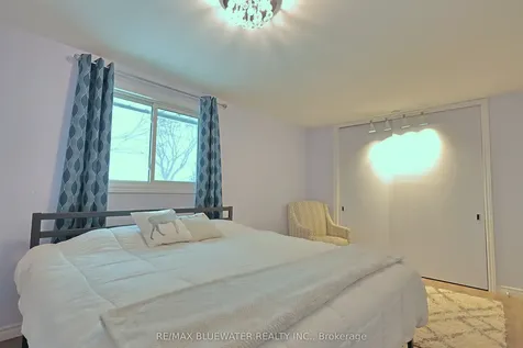 8296 Burwell Road Lambton Shores ON N0M 1T0