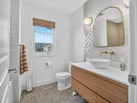 75 Bergenstein Crescent Pelham ON L3E 0A1