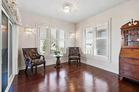 32 Magnolia Lane Welland ON L3B 6H9