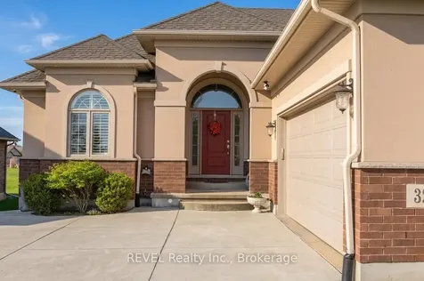 32 Magnolia Lane Welland ON L3B 6H9