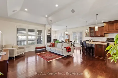 32 Magnolia Lane Welland ON L3B 6H9