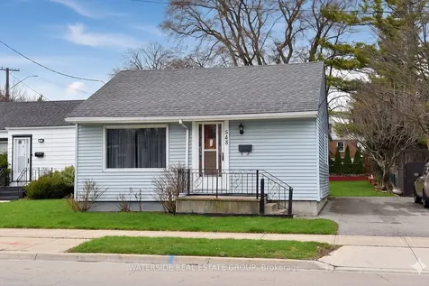 548 Upper Wentworth Street Hamilton ON L9A 4T9