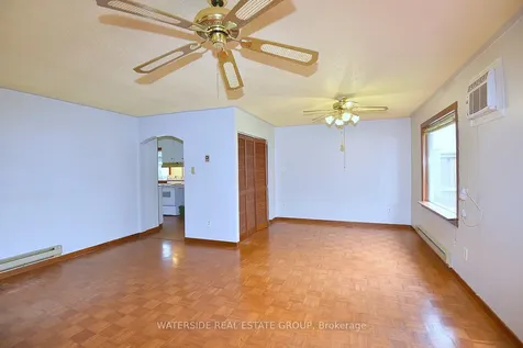 548 Upper Wentworth Street Hamilton ON L9A 4T9