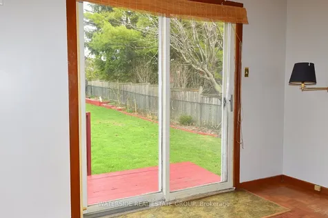 548 Upper Wentworth Street Hamilton ON L9A 4T9