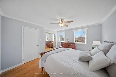 23 Cowan Boulevard Cambridge ON N1T 1E5