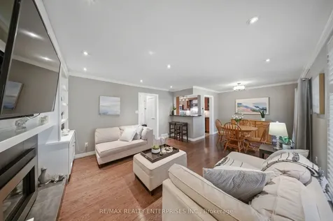 23 Cowan Boulevard Cambridge ON N1T 1E5