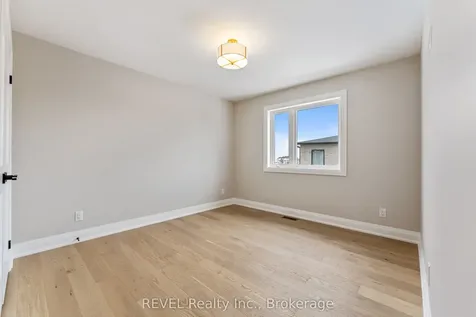 1 Elvira Way Thorold ON L2V 0M7