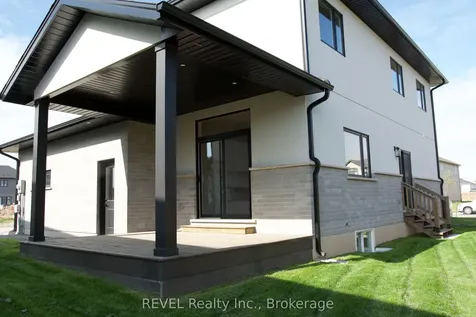 1 Elvira Way Thorold ON L2V 0M7