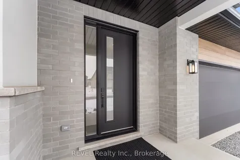 1 Elvira Way Thorold ON L2V 0M7