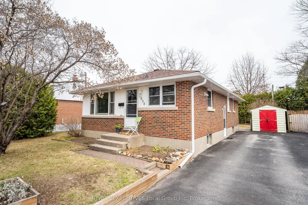 1536 Lisgar Street North Bay ON P1B 3B1