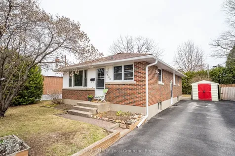 1536 Lisgar Street North Bay ON P1B 3B1