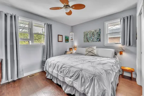1536 Lisgar Street North Bay ON P1B 3B1