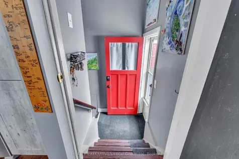 1536 Lisgar Street North Bay ON P1B 3B1