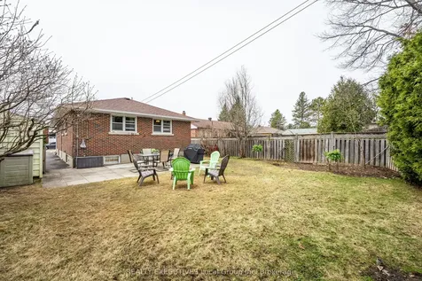 1536 Lisgar Street North Bay ON P1B 3B1