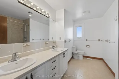 680 Rivermeade Avenue Kingston ON K7M 7Z6