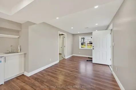 680 Rivermeade Avenue Kingston ON K7M 7Z6