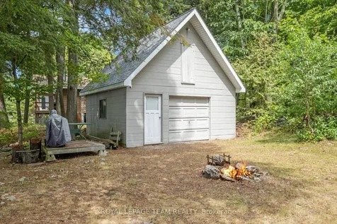 18 O9 Road Rideau Lakes ON K0G 1L0