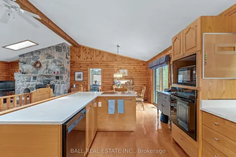 48 Stanley Drive Kawartha Lakes ON K0M 1N0
