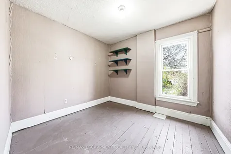 116 Catharine Street S Hamilton ON L8N 2J4