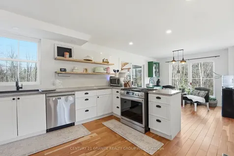 900 B New Carlow Road Hastings Highlands ON K0L 2R0