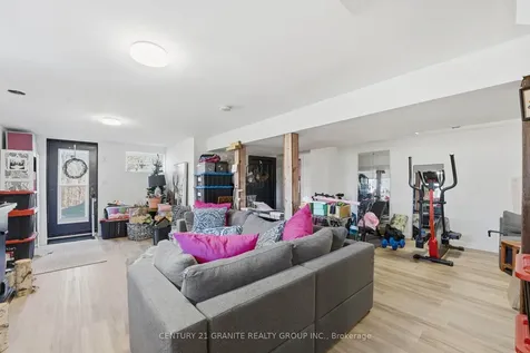 900 B New Carlow Road Hastings Highlands ON K0L 2R0