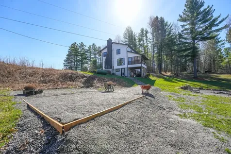 900 B New Carlow Road Hastings Highlands ON K0L 2R0
