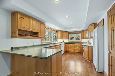 1090 Arundel Lodge Road Muskoka Lakes ON P1P 1R2