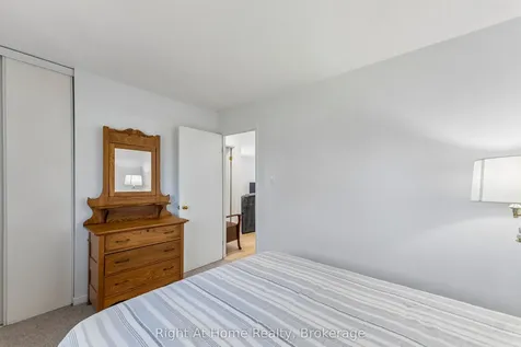 565 Greenfield Avenue Kitchener ON N2C 2P3