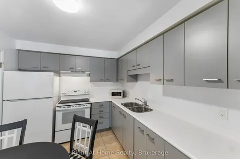 565 Greenfield Avenue Kitchener ON N2C 2P3