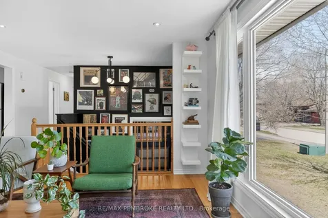 99 Noik Drive Pembroke ON K8A 7Z4