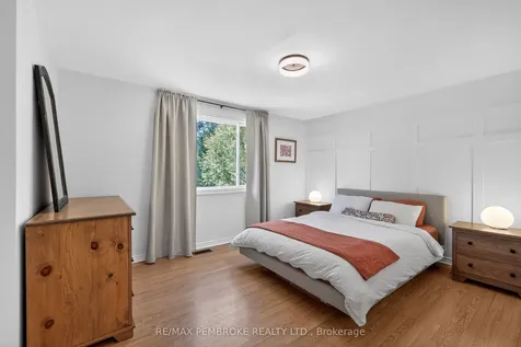 99 Noik Drive Pembroke ON K8A 7Z4