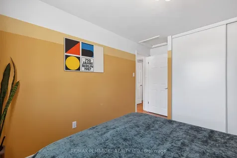 99 Noik Drive Pembroke ON K8A 7Z4