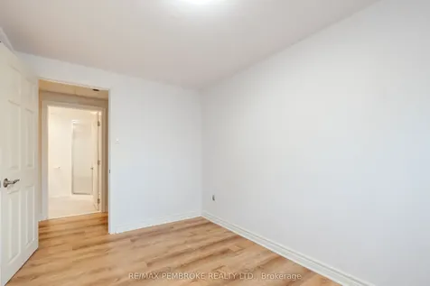 99 Noik Drive Pembroke ON K8A 7Z4
