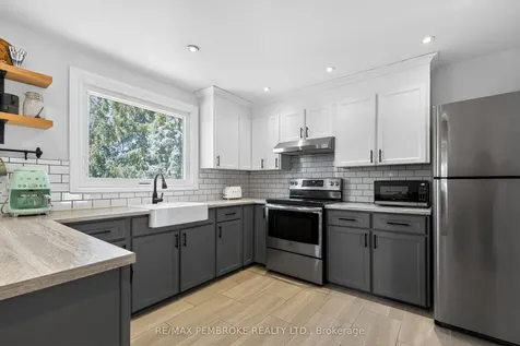 99 Noik Drive Pembroke ON K8A 7Z4