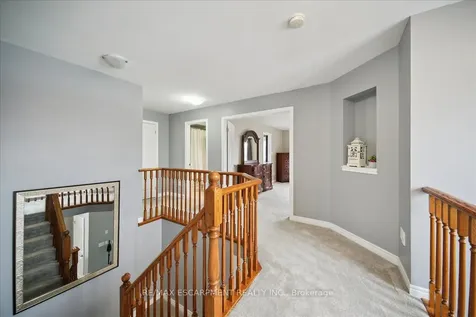 105 Oakhaven Place Hamilton ON L9K 0B6