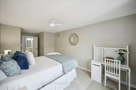 105 Oakhaven Place Hamilton ON L9K 0B6