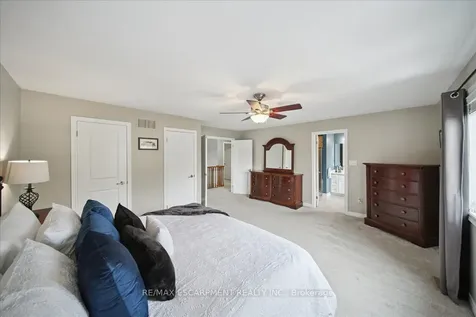 105 Oakhaven Place Hamilton ON L9K 0B6