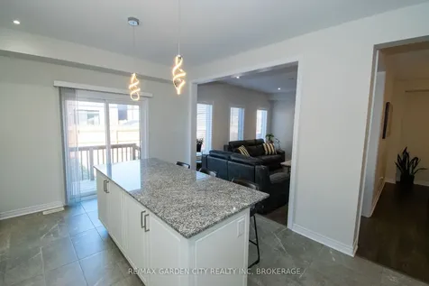 243 Shoreview Drive Welland ON L3B 0H3