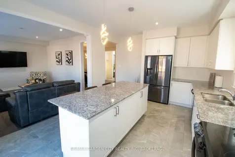 243 Shoreview Drive Welland ON L3B 0H3