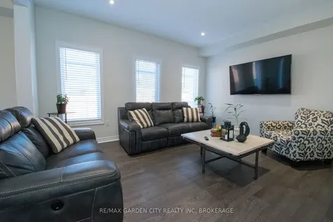 243 Shoreview Drive Welland ON L3B 0H3