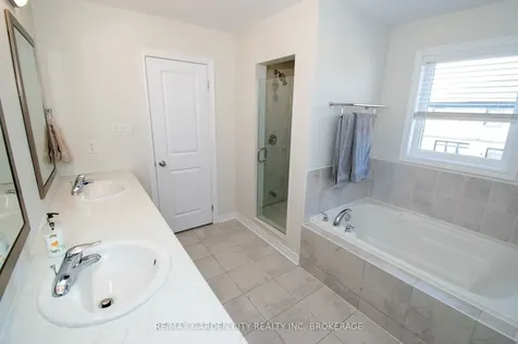 243 Shoreview Drive Welland ON L3B 0H3