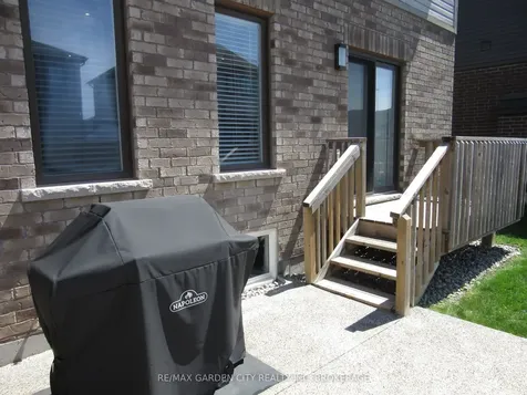 243 Shoreview Drive Welland ON L3B 0H3