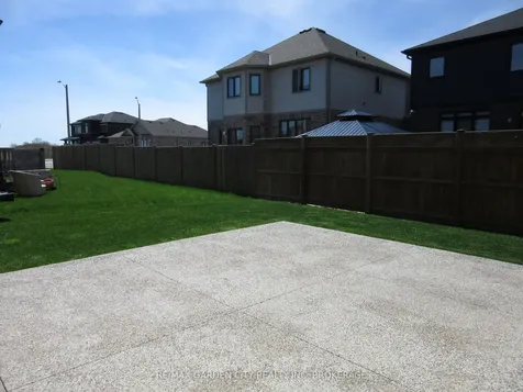 243 Shoreview Drive Welland ON L3B 0H3