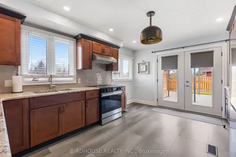 264 Victoria Avenue N Kawartha Lakes ON K9V 6B9