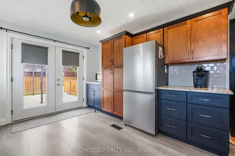 264 Victoria Avenue N Kawartha Lakes ON K9V 6B9